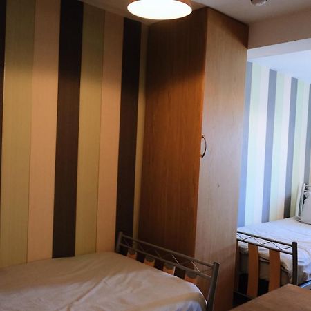 Bee Stays - Crossbar Hotel Warrington Exterior photo